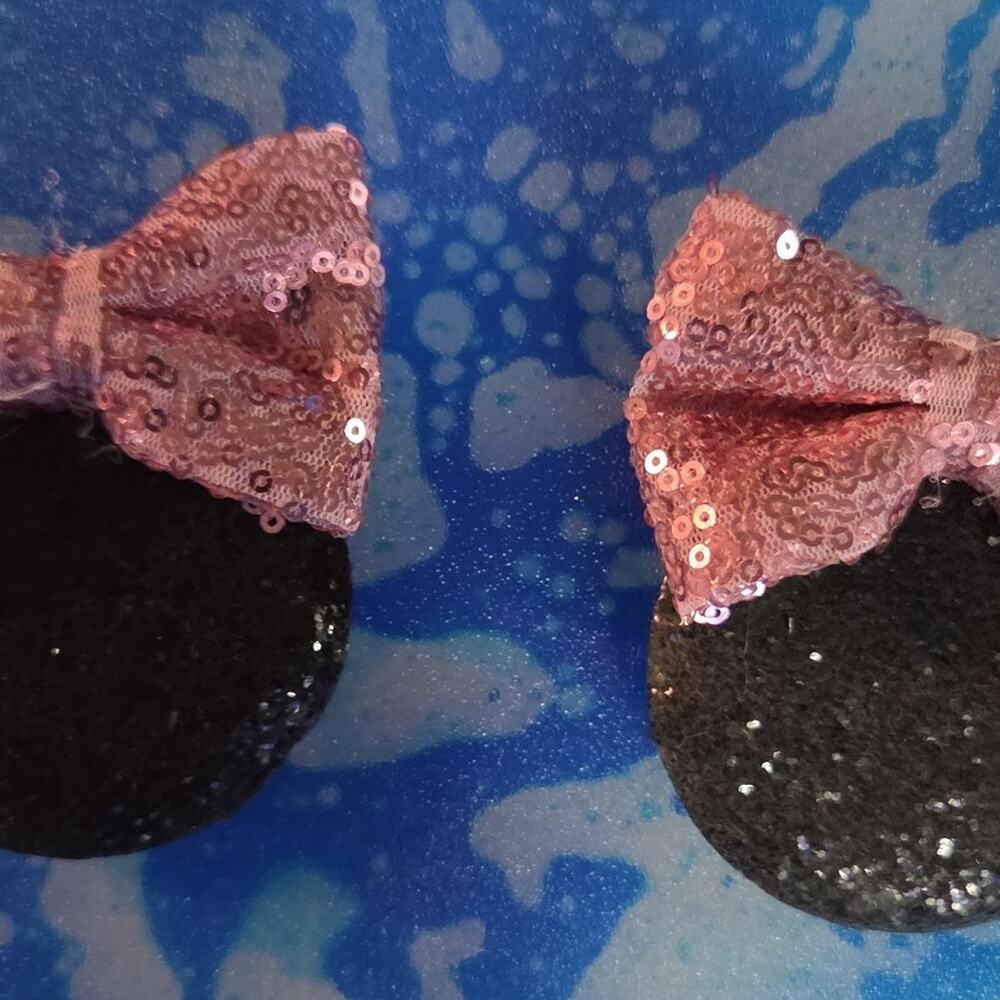Minnie Mouse "Ears" Custom & HANDMADE Hair Bows